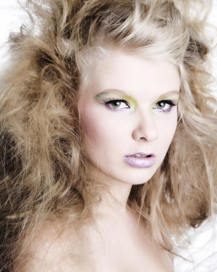Female model photo shoot of Cassidy Worsham by Szeredy Photography, makeup by Svio
