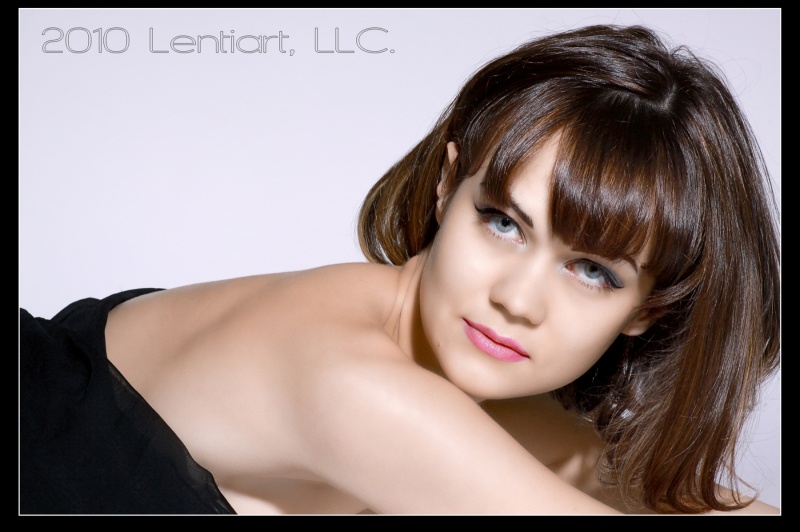 Female model photo shoot of Lenny Lemme by Lentiart