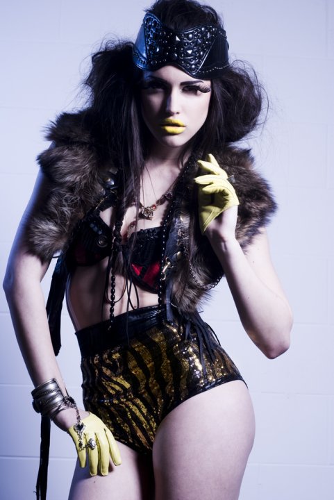 Female model photo shoot of Jasmine Glass 