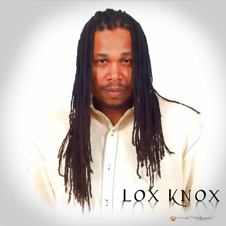 Male model photo shoot of Lox Knox