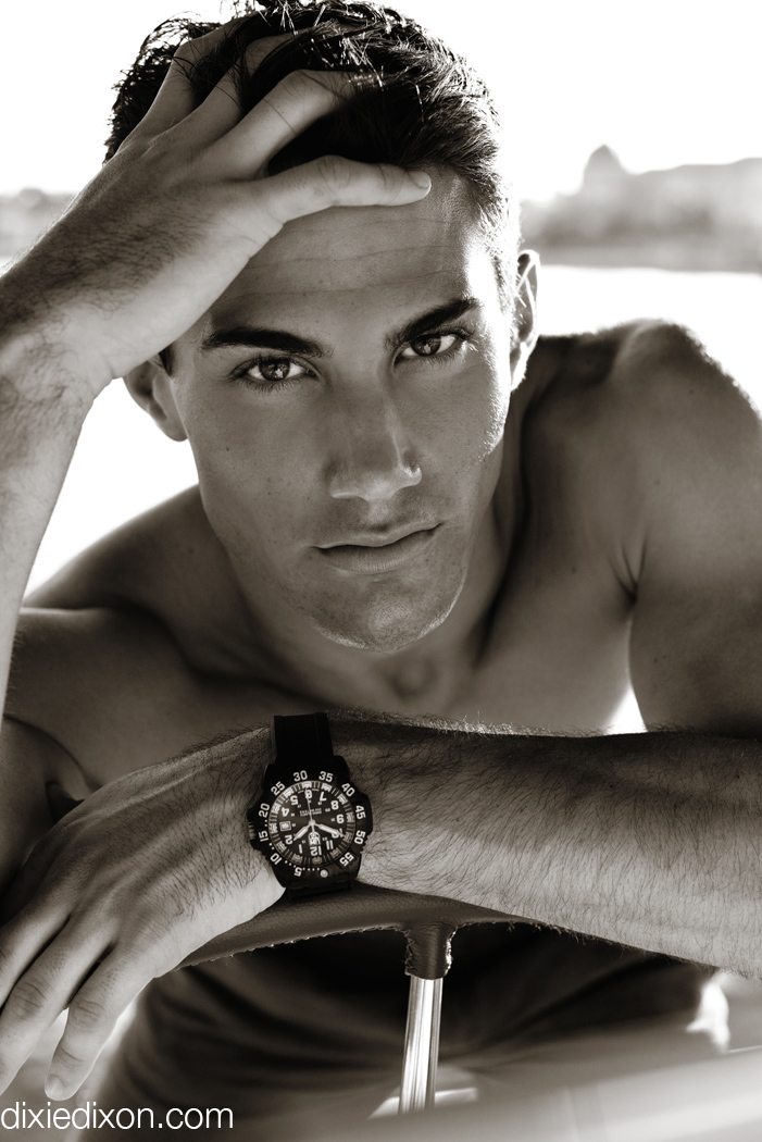 Male model photo shoot of Christian Iles