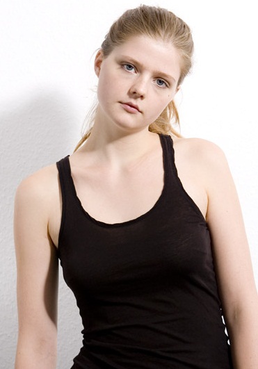 Female model photo shoot of Eva Baumgarten