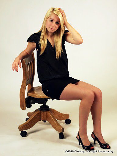 Female model photo shoot of Hannah Rachel