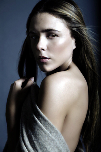 Female model photo shoot of Kimberley Dewar