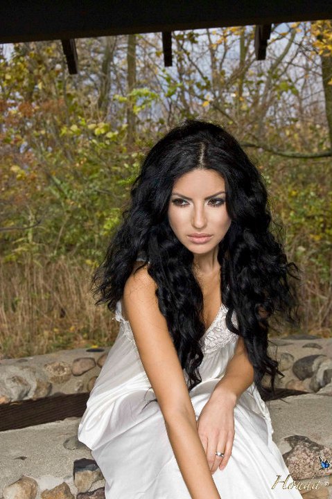 Female model photo shoot of Houda Hourani