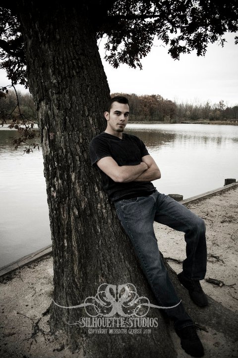 Male model photo shoot of Andrew Namowicz in IL