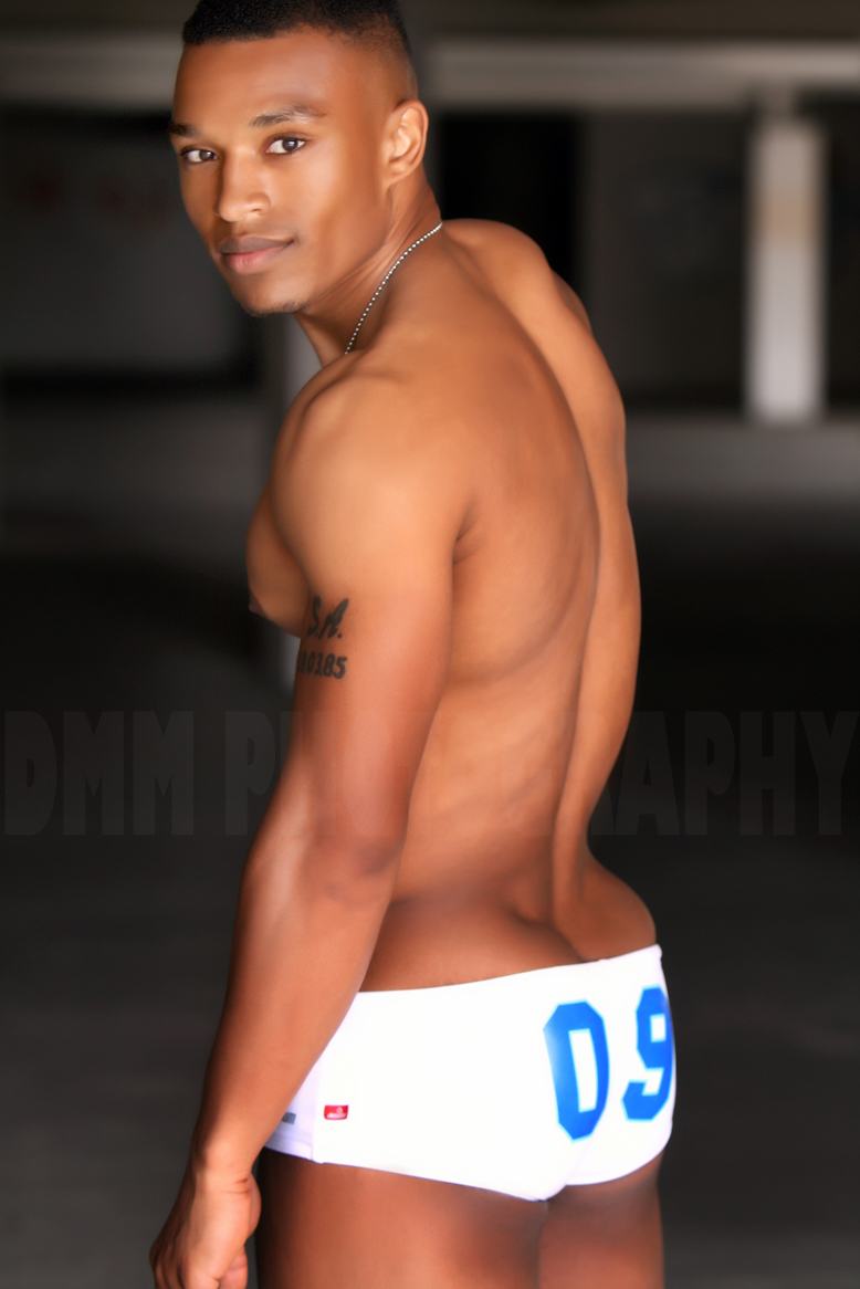 Male model photo shoot of DMM Photography