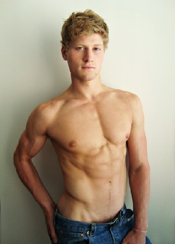 Male model photo shoot of Hunter McIntyre