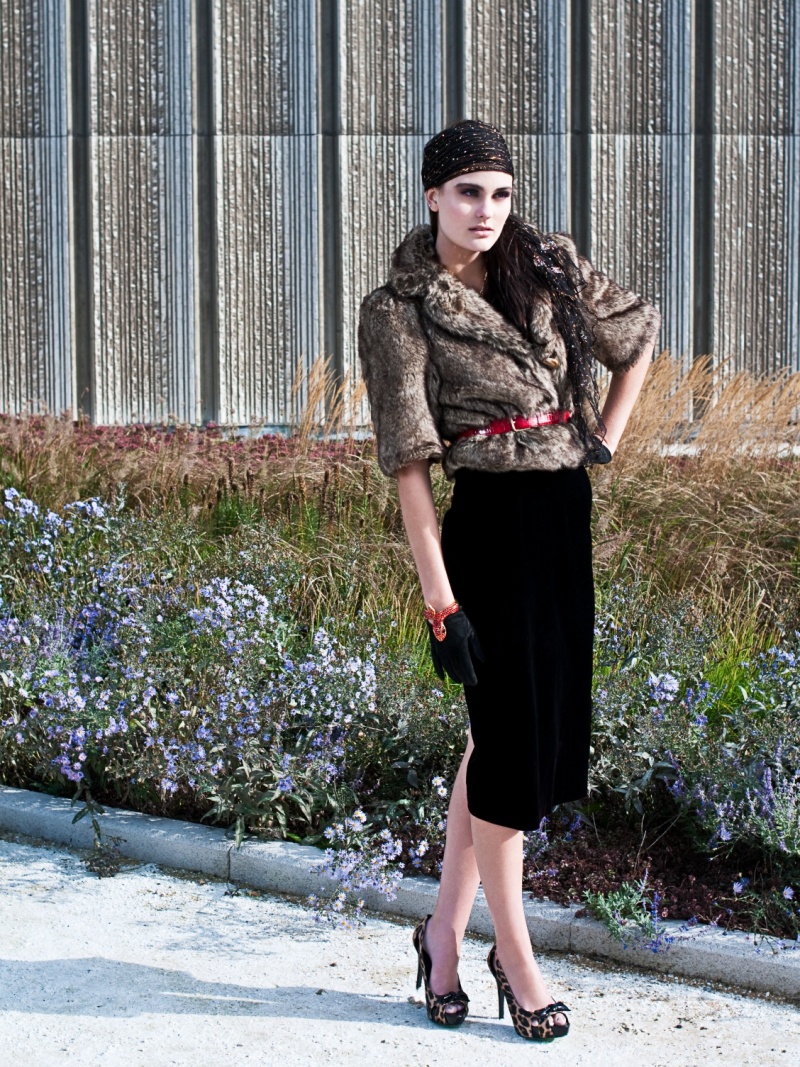 Female model photo shoot of Seven7 Wardrobe Styling