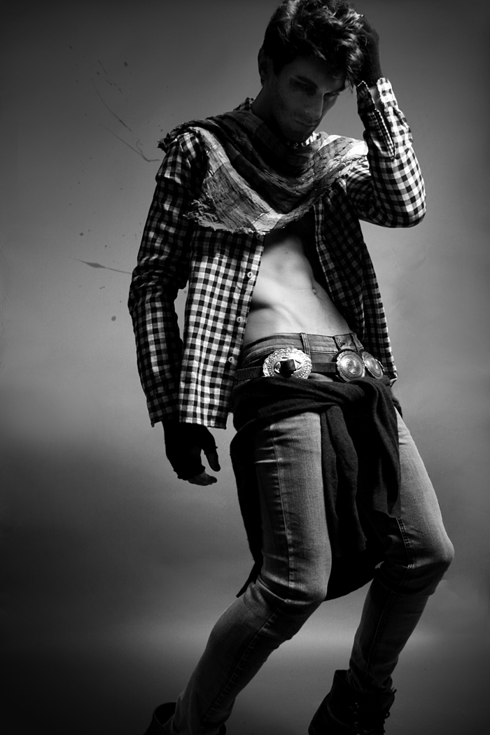 Male model photo shoot of wrfashion