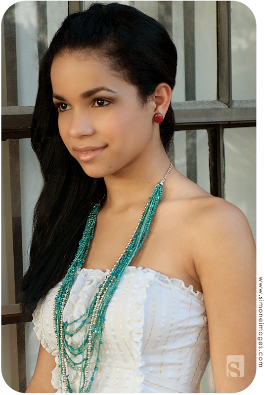 Female model photo shoot of Yizzy Lopez by Simone Images