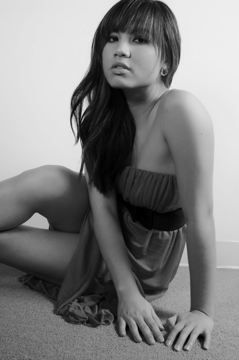 Female model photo shoot of Roxie Hernandez