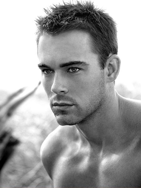 Male model photo shoot of Michael Wellington