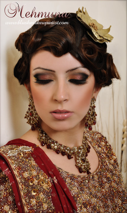 Female model photo shoot of Yasmin Akbar