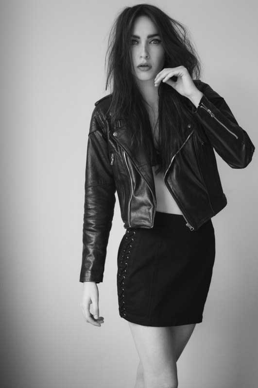 Female model photo shoot of Naomi Gabriella