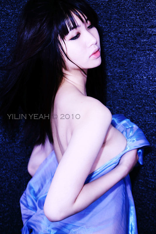 Female model photo shoot of Yilin_Yeah