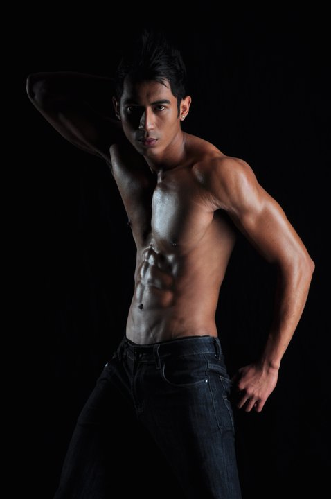 Male model photo shoot of Dheyle Dizon