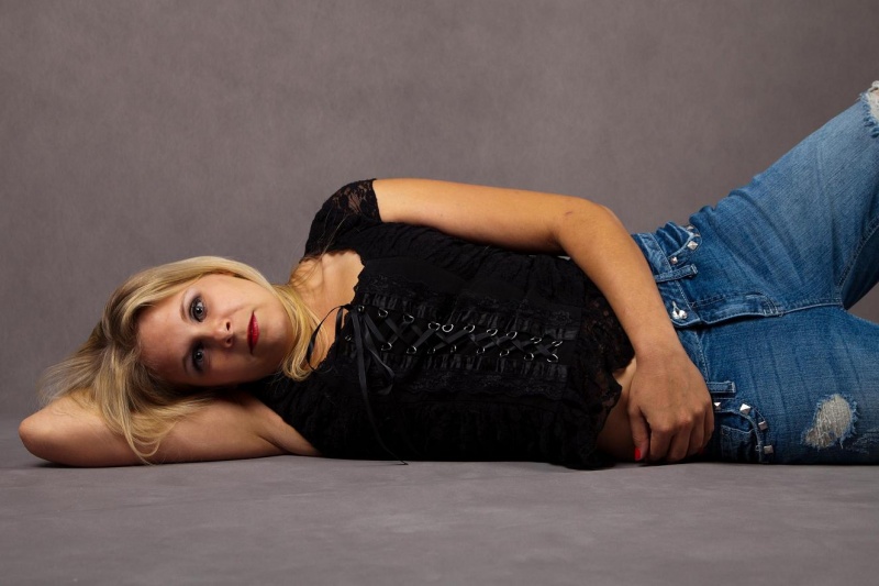 Female model photo shoot of Jessiy Lynea by TLVPhoto in TLV Sarasota , FL