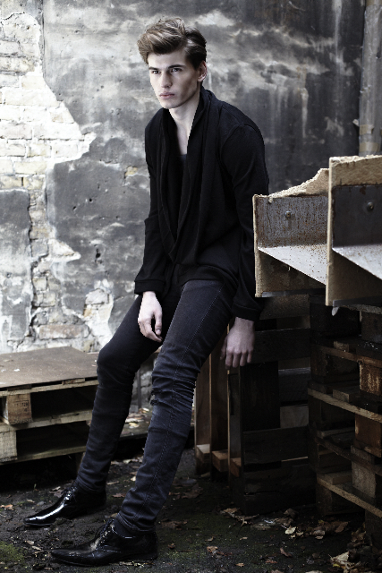 Male model photo shoot of Jan Breus