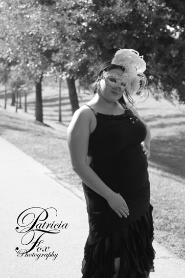 Female model photo shoot of Lizette1009 by Patricia Fox Photograph
