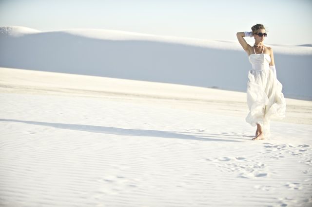 Female model photo shoot of Tiny Victory in White Sands, NM