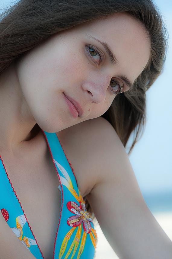 Female model photo shoot of Elena Postnikova by Belkin Images