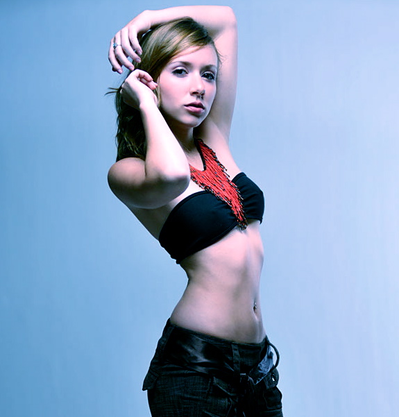 Female model photo shoot of Chelsey Hanna