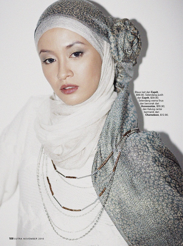 Female model photo shoot of Siti Khadijah