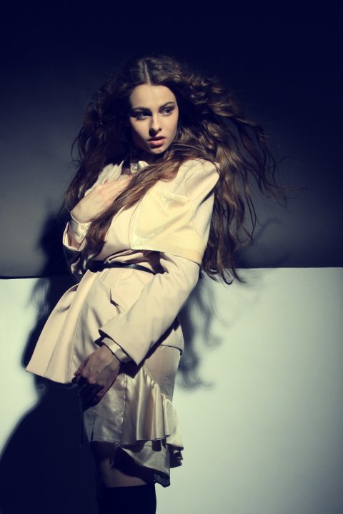 Female model photo shoot of joanne power