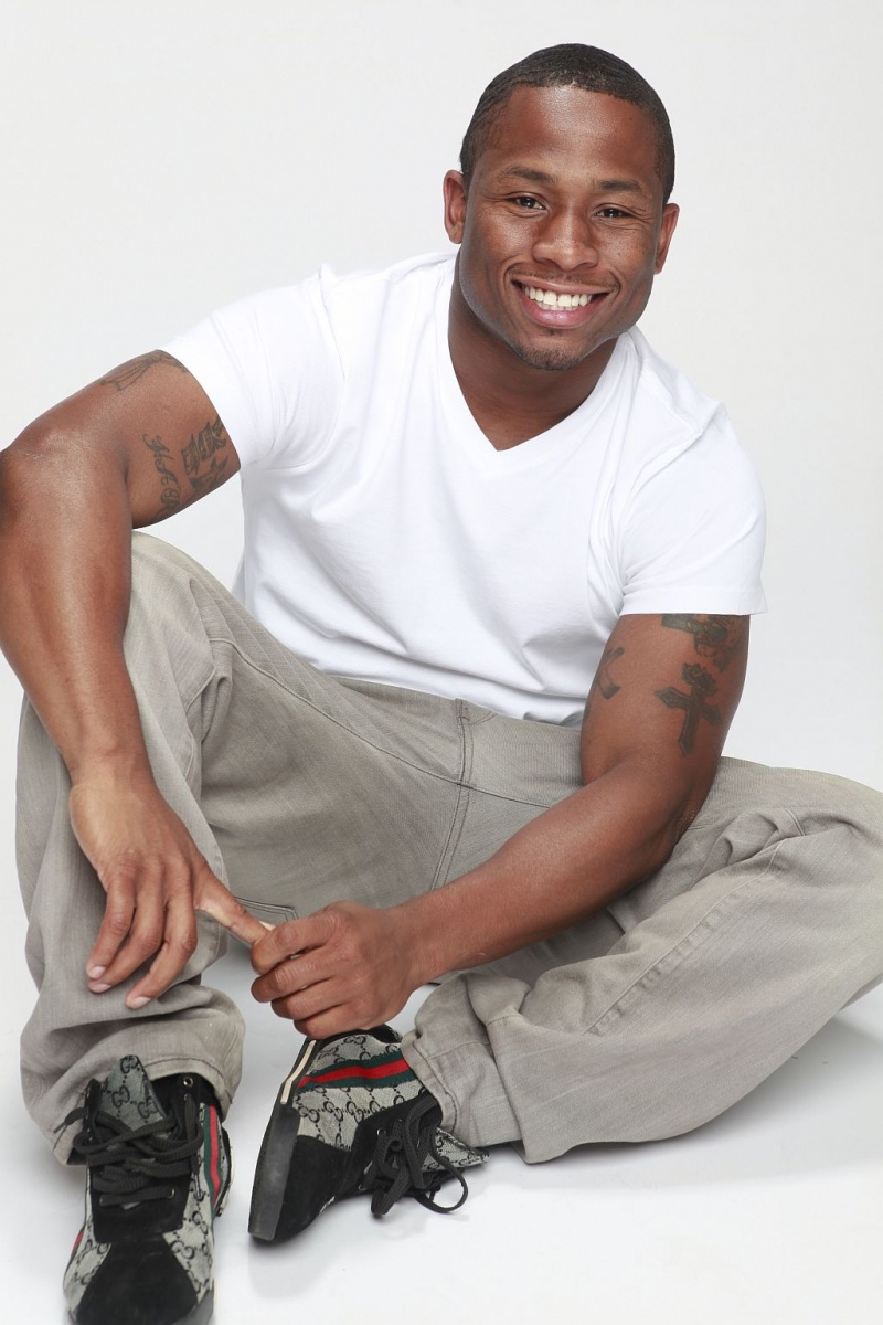 Male model photo shoot of Darnell L James