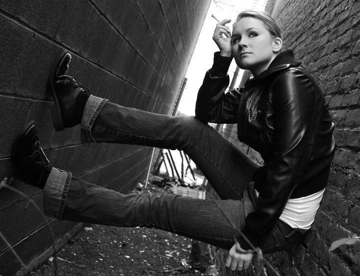 Female model photo shoot of Jennifer Skogman
