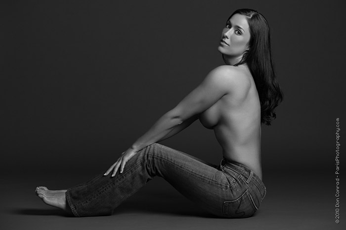Female model photo shoot of Stephanie Mahoe