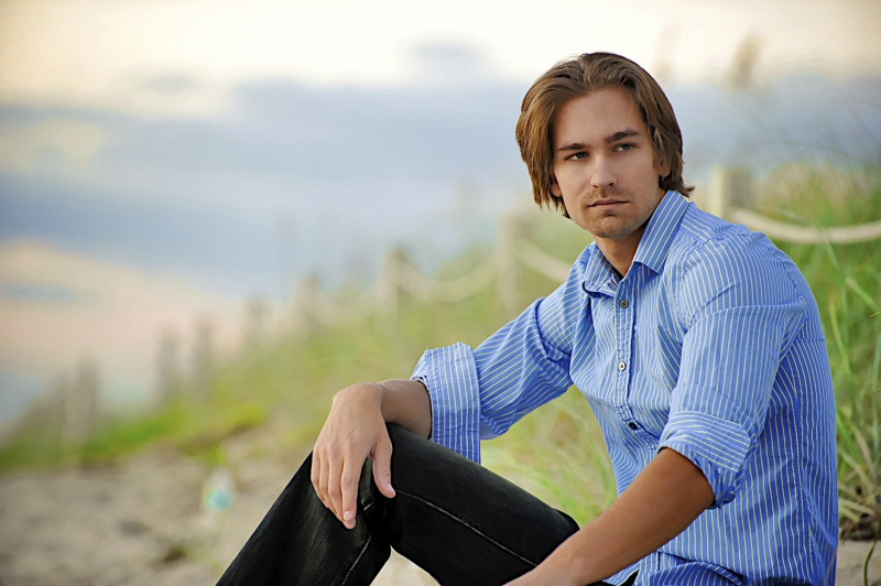 Male model photo shoot of Bjareske by Suzanne Delawar