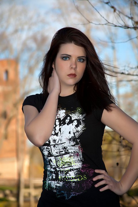 Female model photo shoot of Hope R by PaulaHughes Photography