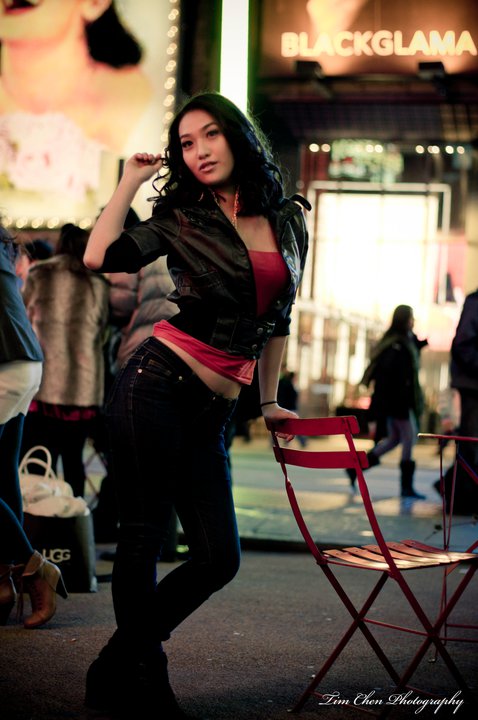 Female model photo shoot of Gloria Wu