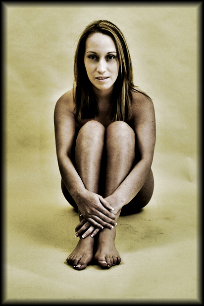 Female model photo shoot of Cyndi by DuncanDigitalDesign