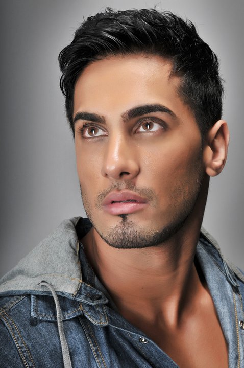 Male model photo shoot of Mun Dhariwal