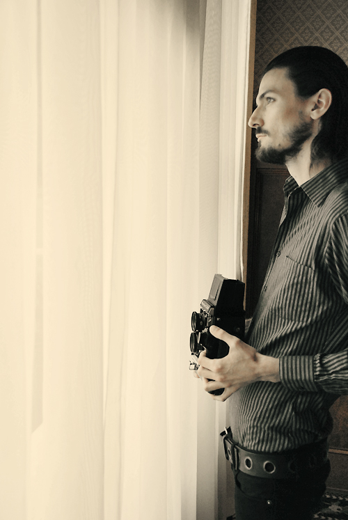 Male model photo shoot of Nicholas Delp