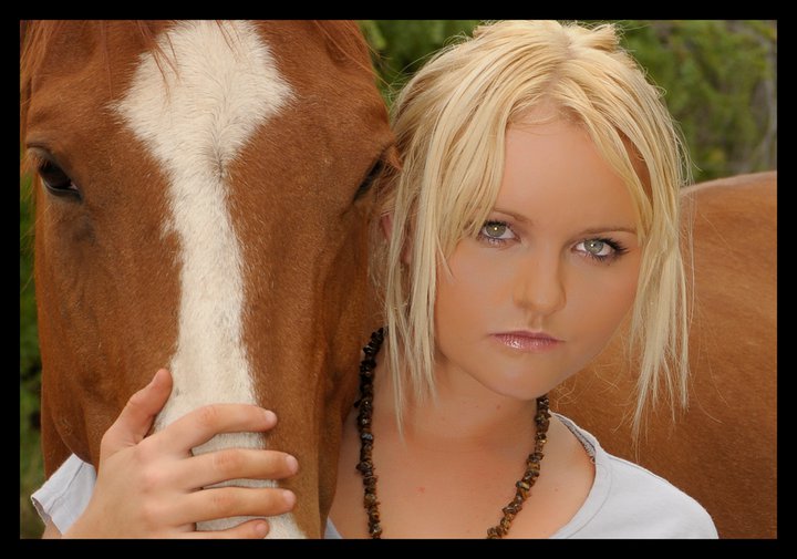 Female model photo shoot of Larissa Ainsley in Katherine NT