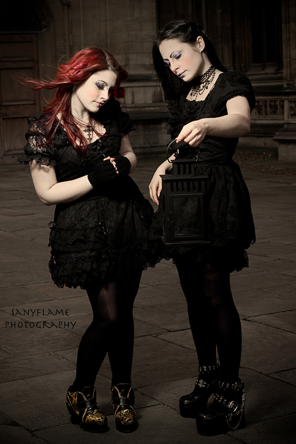 Female model photo shoot of Midnattsol and Emmy Angelface by Sanyflame, makeup by MAG3NTA