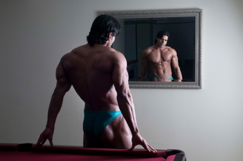 Male model photo shoot of Jagjit Athwal by detlef