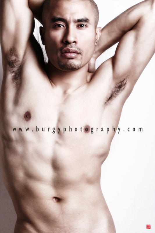 Male model photo shoot of Mike Sitorus in Kurakuraku Studio