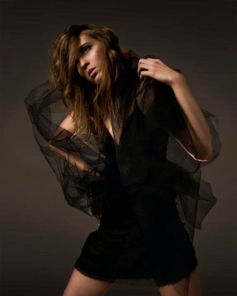 Female model photo shoot of Samantha Zweck