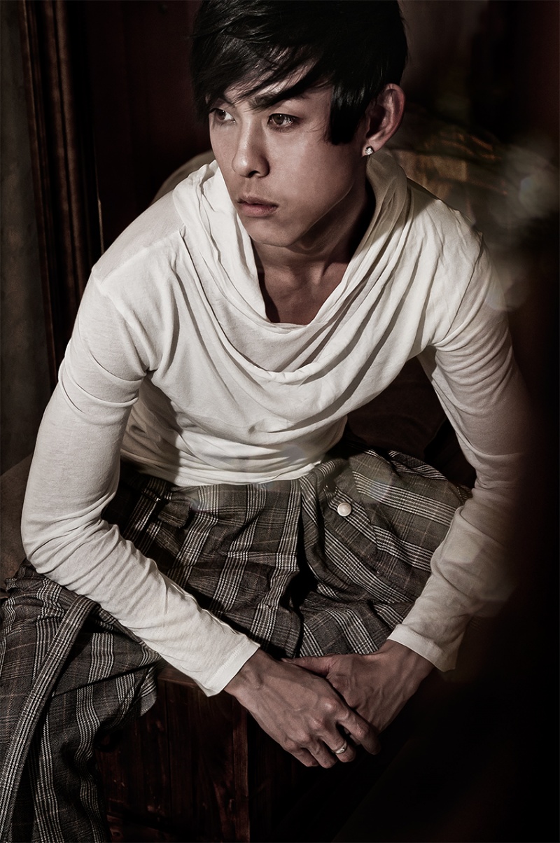 Male model photo shoot of Simon Tse by Paul Fu  in Singapore