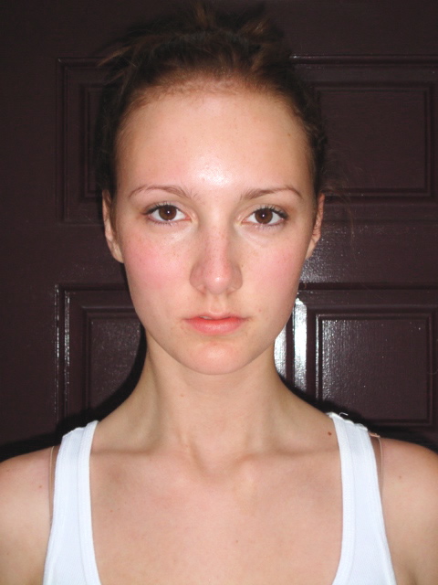 Female model photo shoot of Laurenne Long