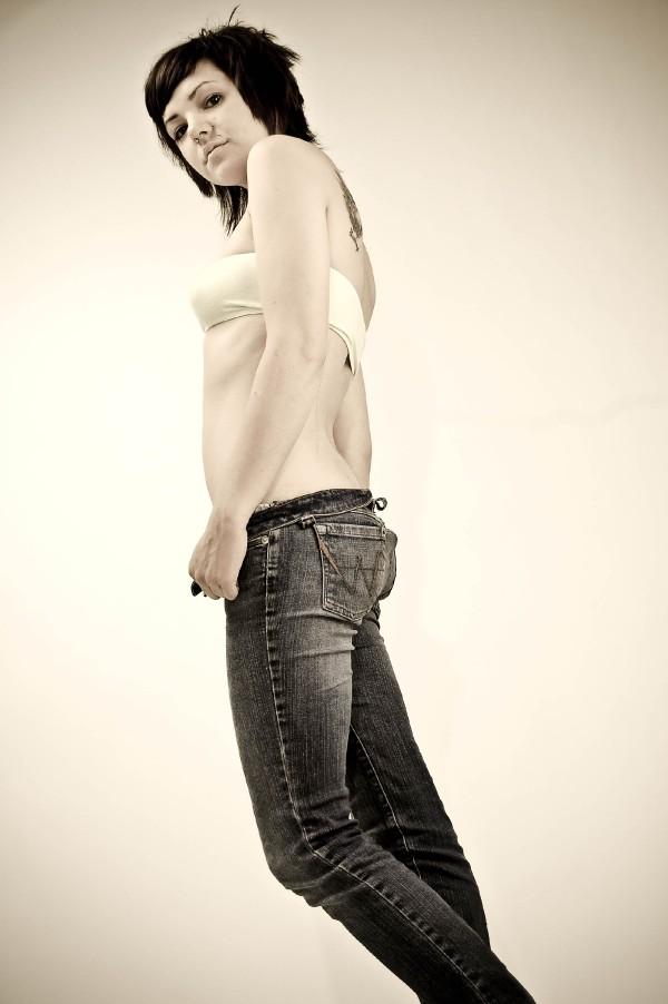 Female model photo shoot of Chel M