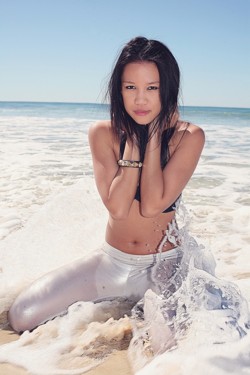 Female model photo shoot of Elizabeth Detta by Sophia Ross in Gold Coast