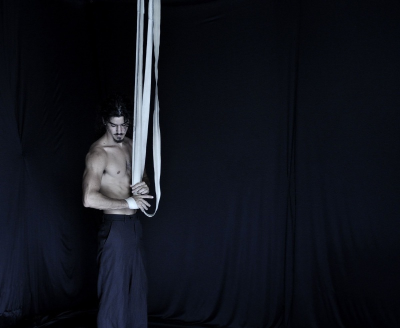 Male model photo shoot of juan luis gonzalez in studio del aire