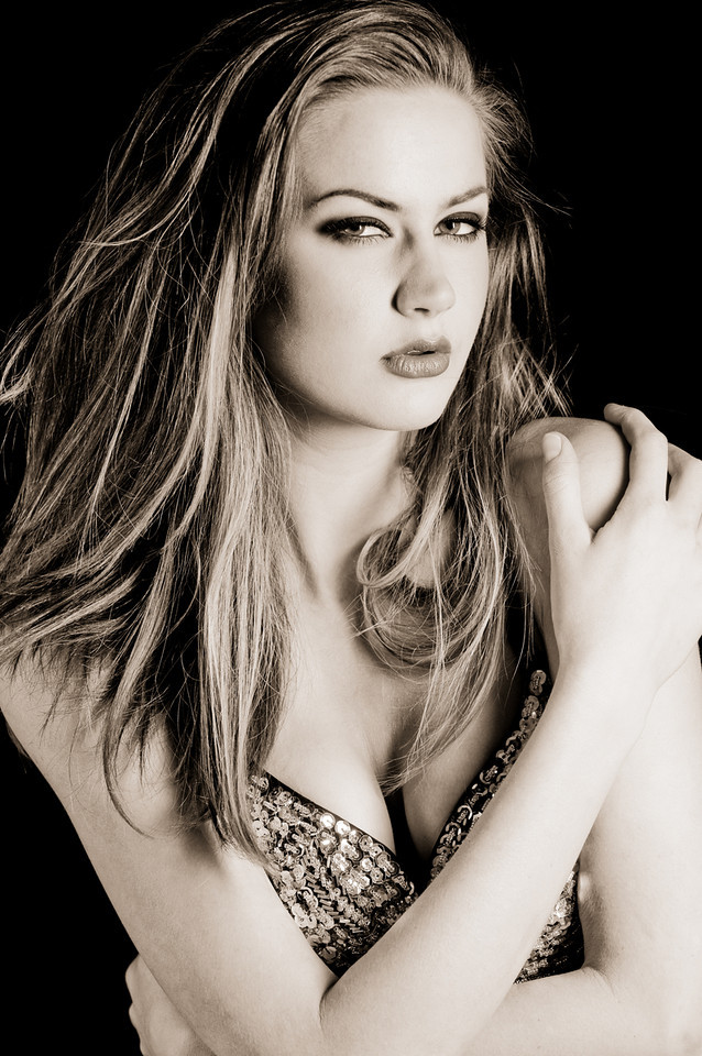 Female model photo shoot of Nicole Ras by Jay Lensch in El Dorado Hills