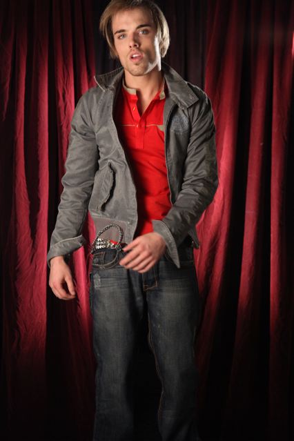 Male model photo shoot of Paul Link  